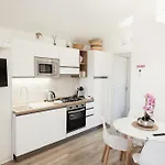 Apartment Casa Gisa *